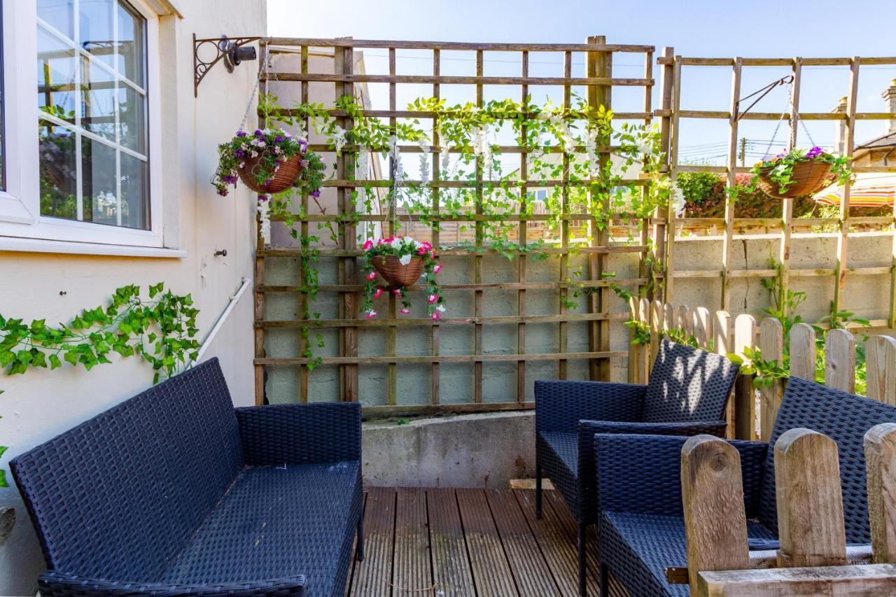 Family Friendly Cottage With Bunk Beds And Courtyard Malmesbury Εξωτερικό φωτογραφία
