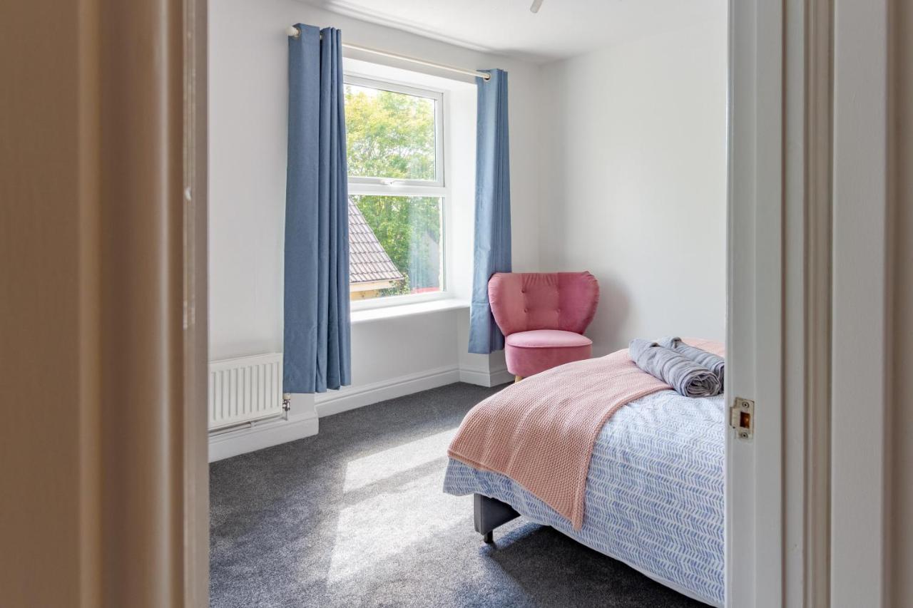 Family Friendly Cottage With Bunk Beds And Courtyard Malmesbury Εξωτερικό φωτογραφία